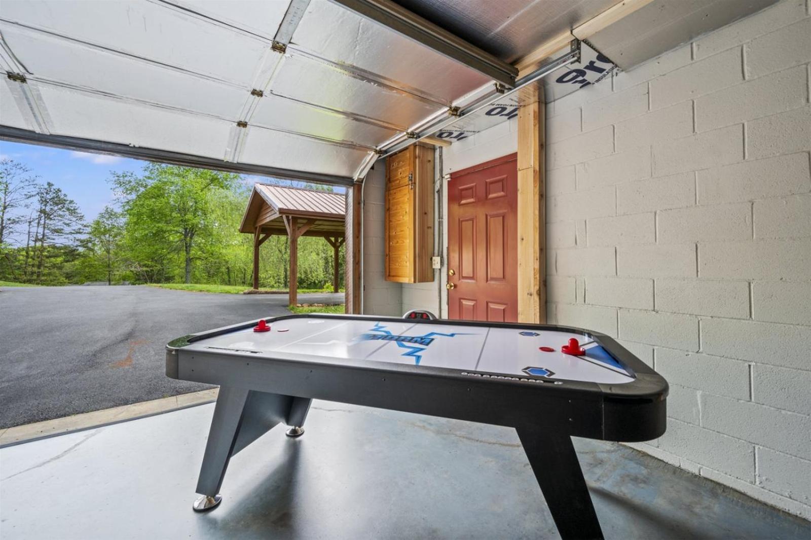 Hidden Star Hideaway-Blackberry Farm-Smoky Mtn Nat Park-Hot Tub- Fire Pit- Fenced Yard- Pet Friendly Walland Exteriör bild